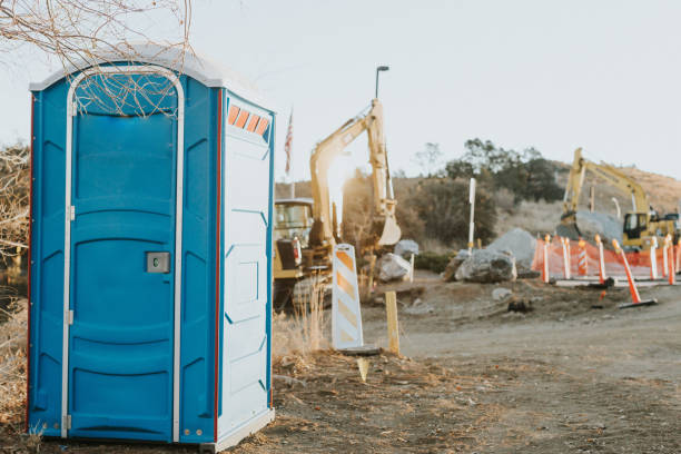 Porta potty rental for outdoor events in Desert Edge, CA