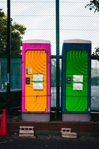 Best Porta potty rental near me  in Desert Edge, CA